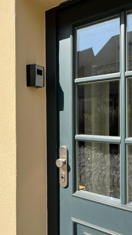 Ferienwohnung Im Stadionischem Hof Walluf Exterior foto
